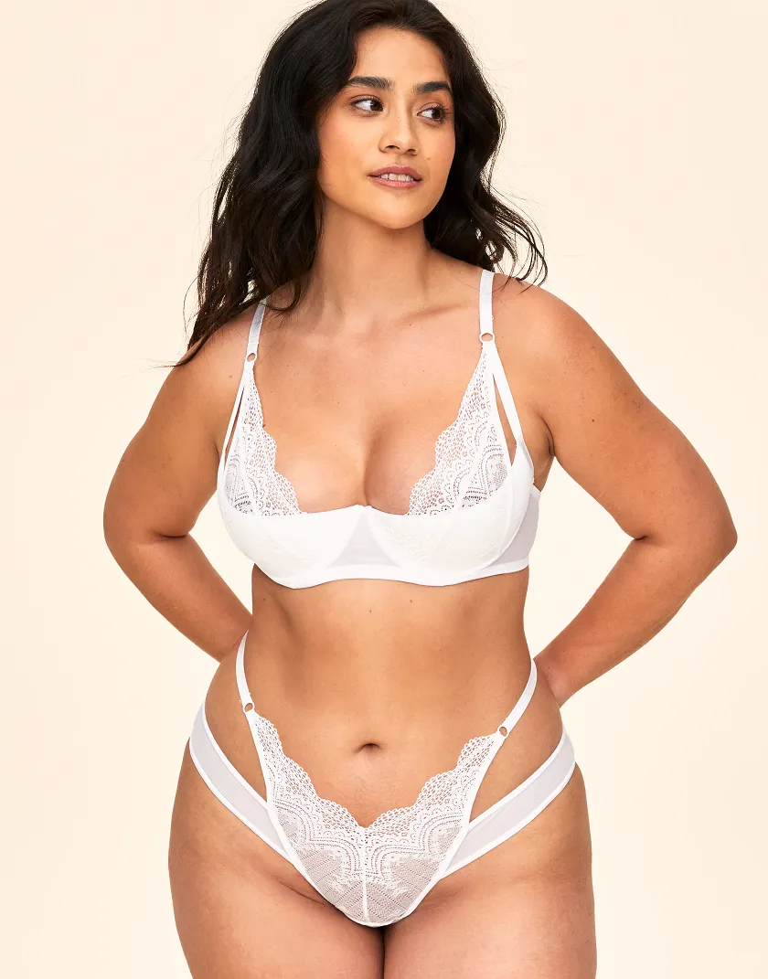 Kaia White 2 Unlined bra bundle Model 7