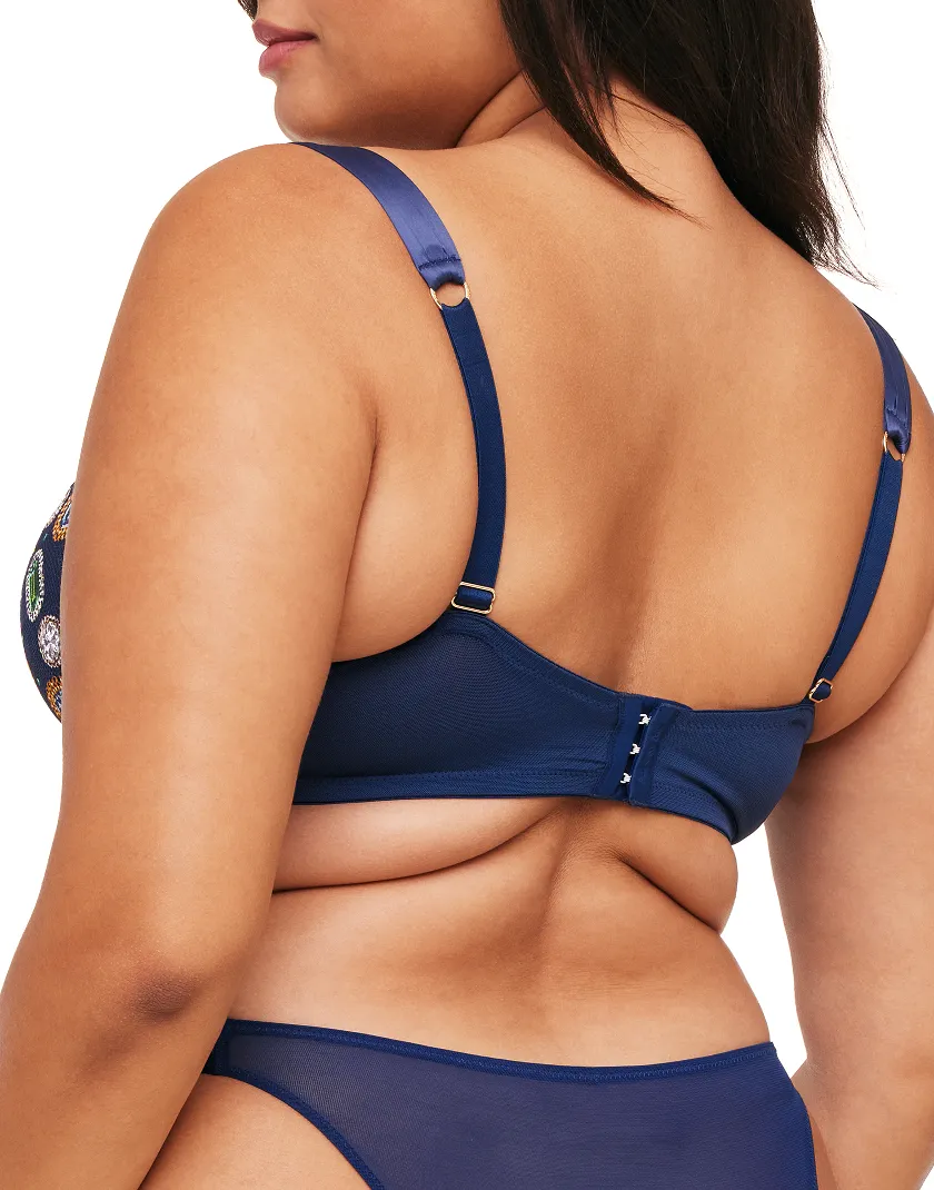 Dianna Novelty Blue 2 Lightly Lined bra bundle Model 2