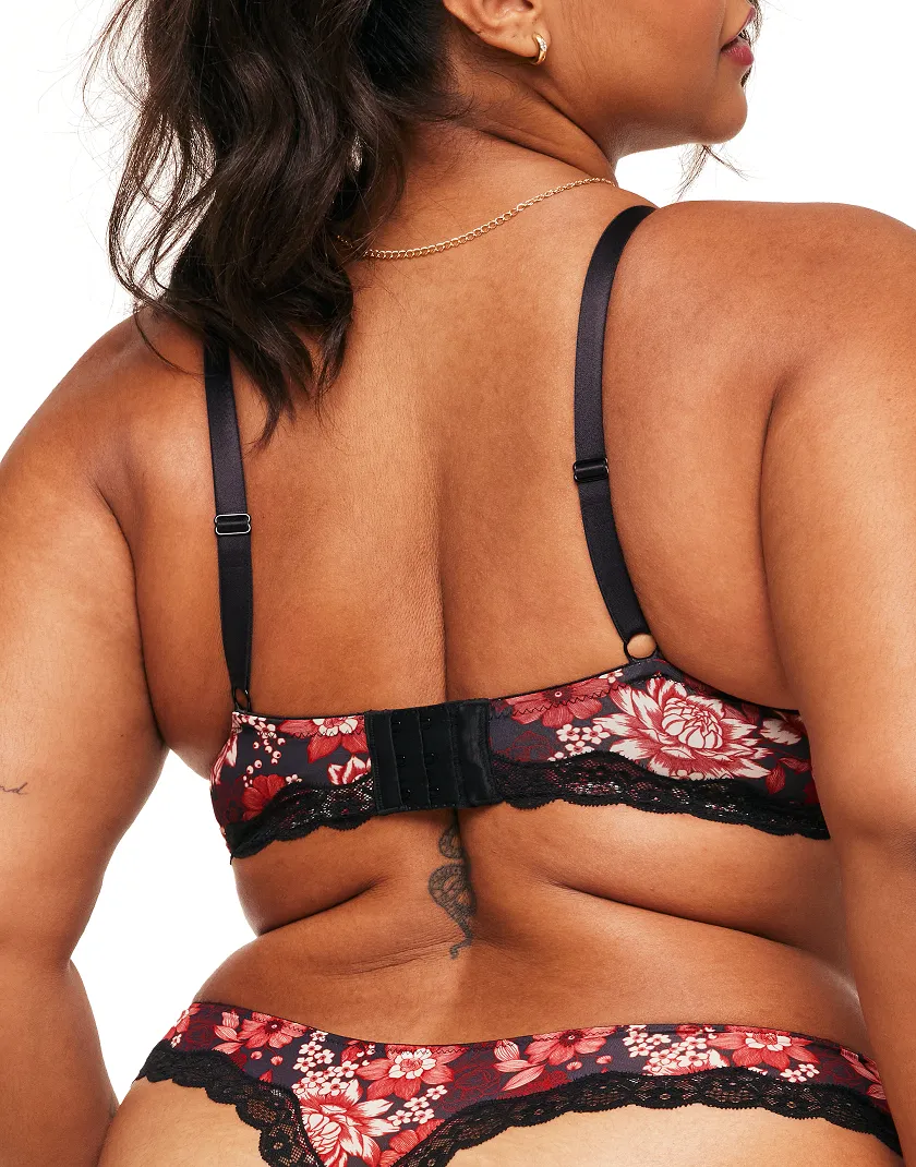 Nare Floral Black 6 Contour bra bundle Model 3