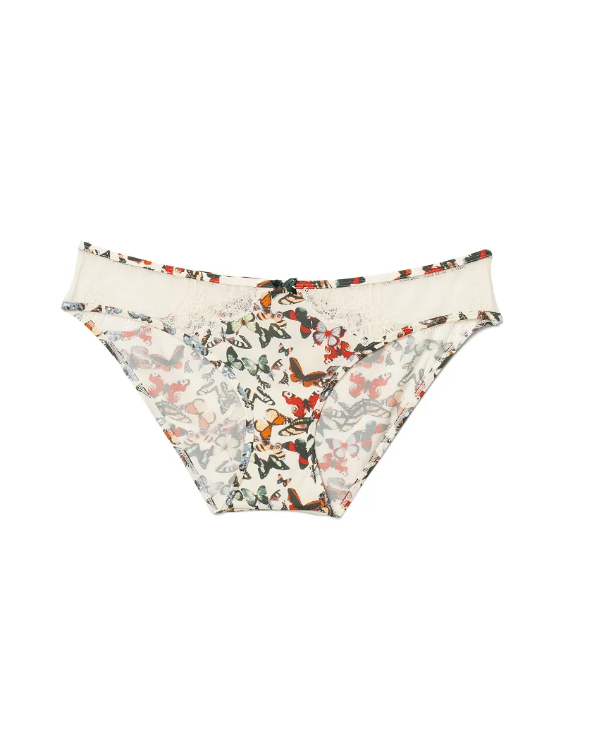 Caen Bikini White panty bundle Still 1