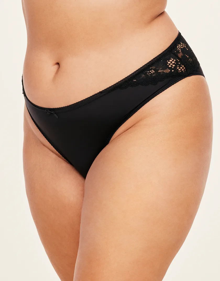 Lugo Bikini Black panty bundle Model 1