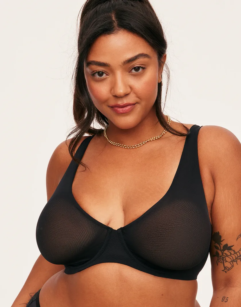 Ivy Black Plus Unlined bra bundle Model 2