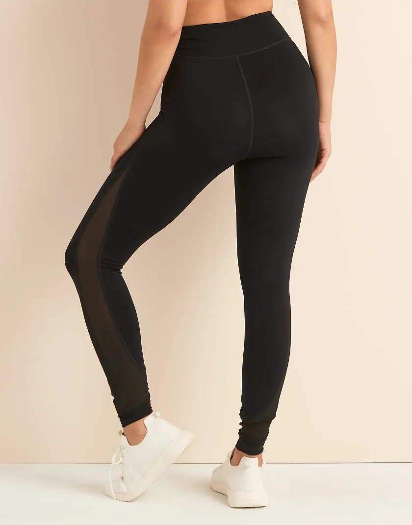 Aura Mesh Legging Black activewear bundle Model 6