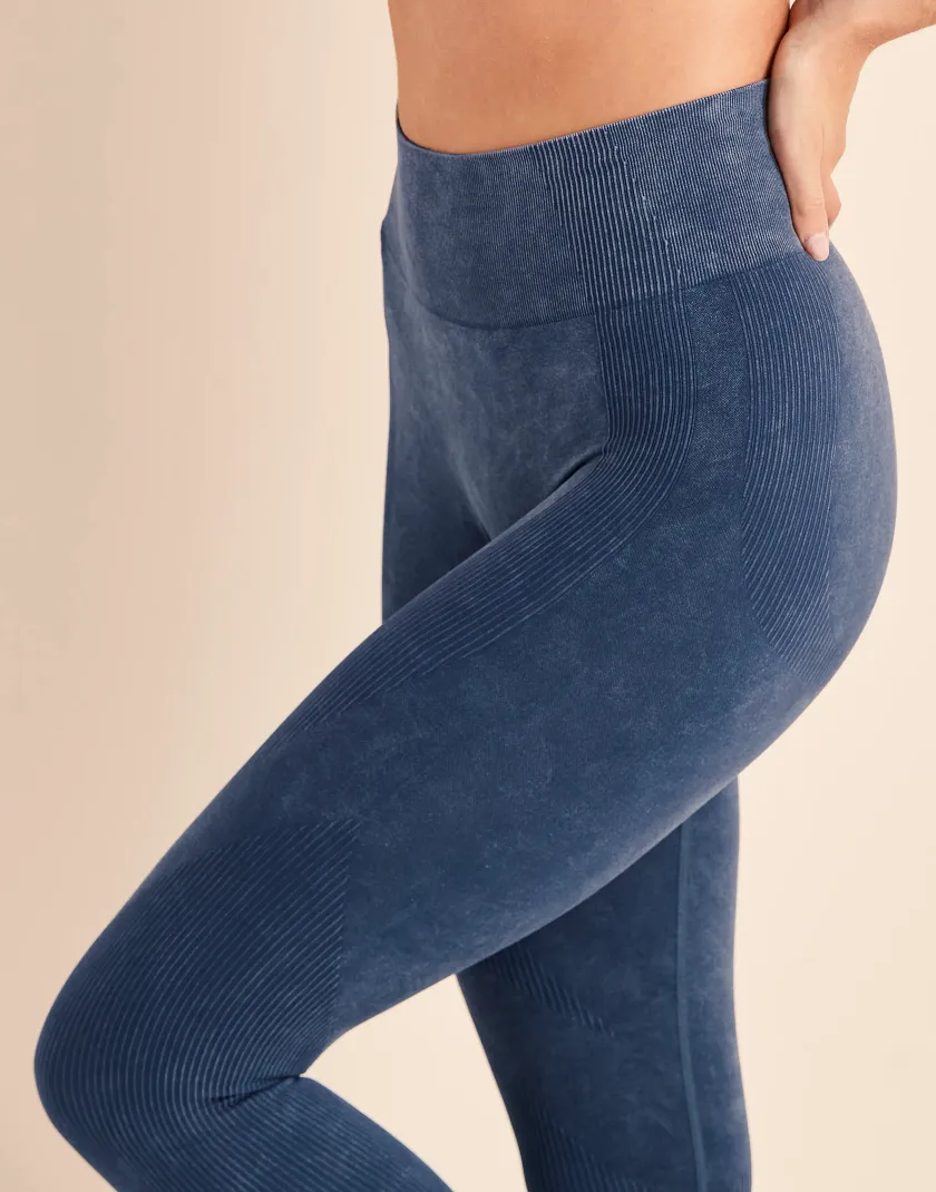 Empower Legging Dark Blue activewear bundle Model 3
