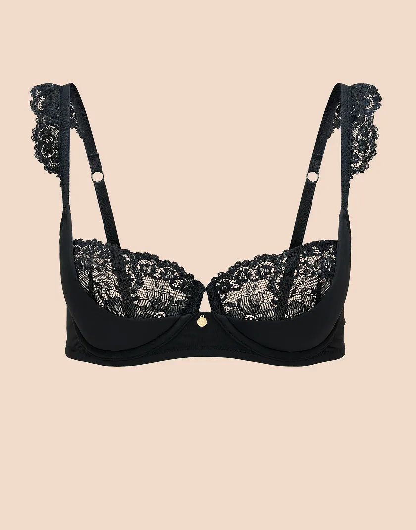 Taissa Black 2 Contour bra bundle Still 3