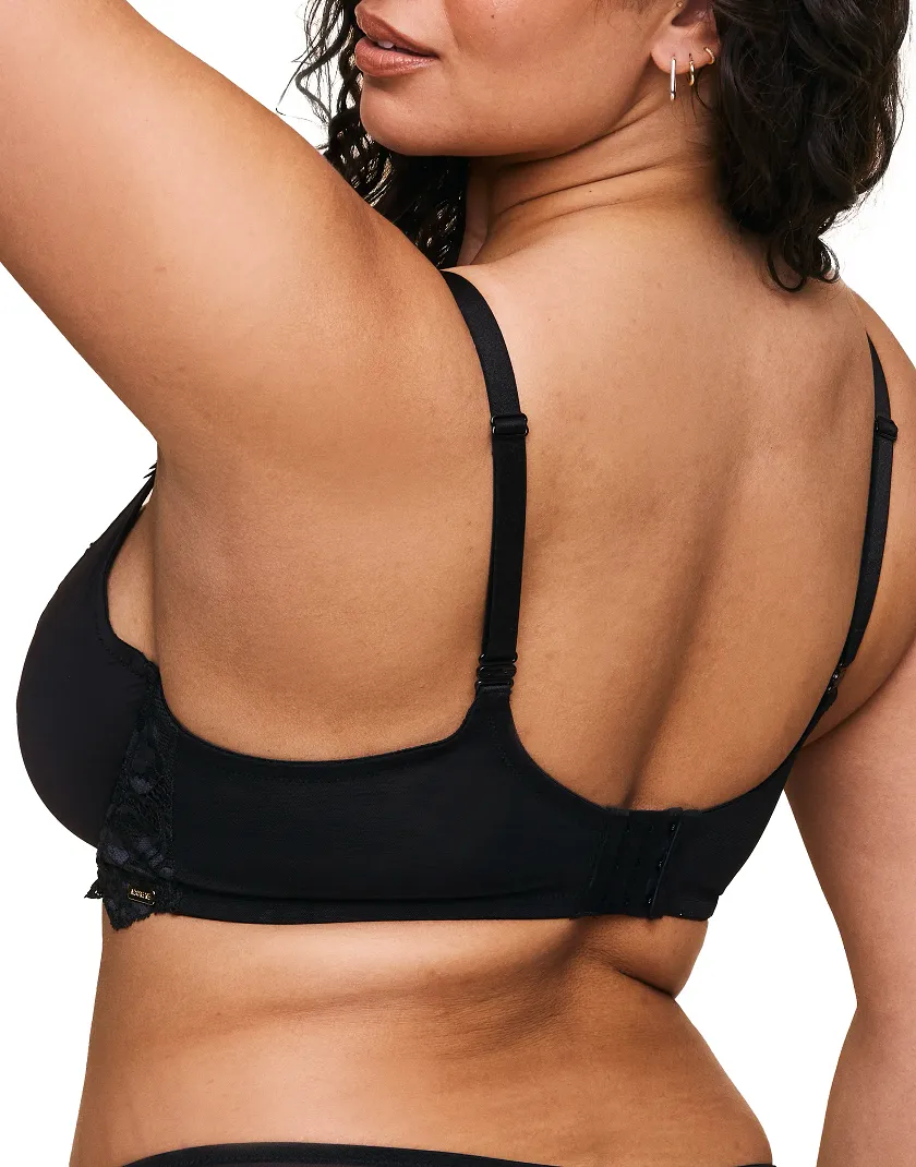 Vicky Black 3 Unlined bra bundle Model 2