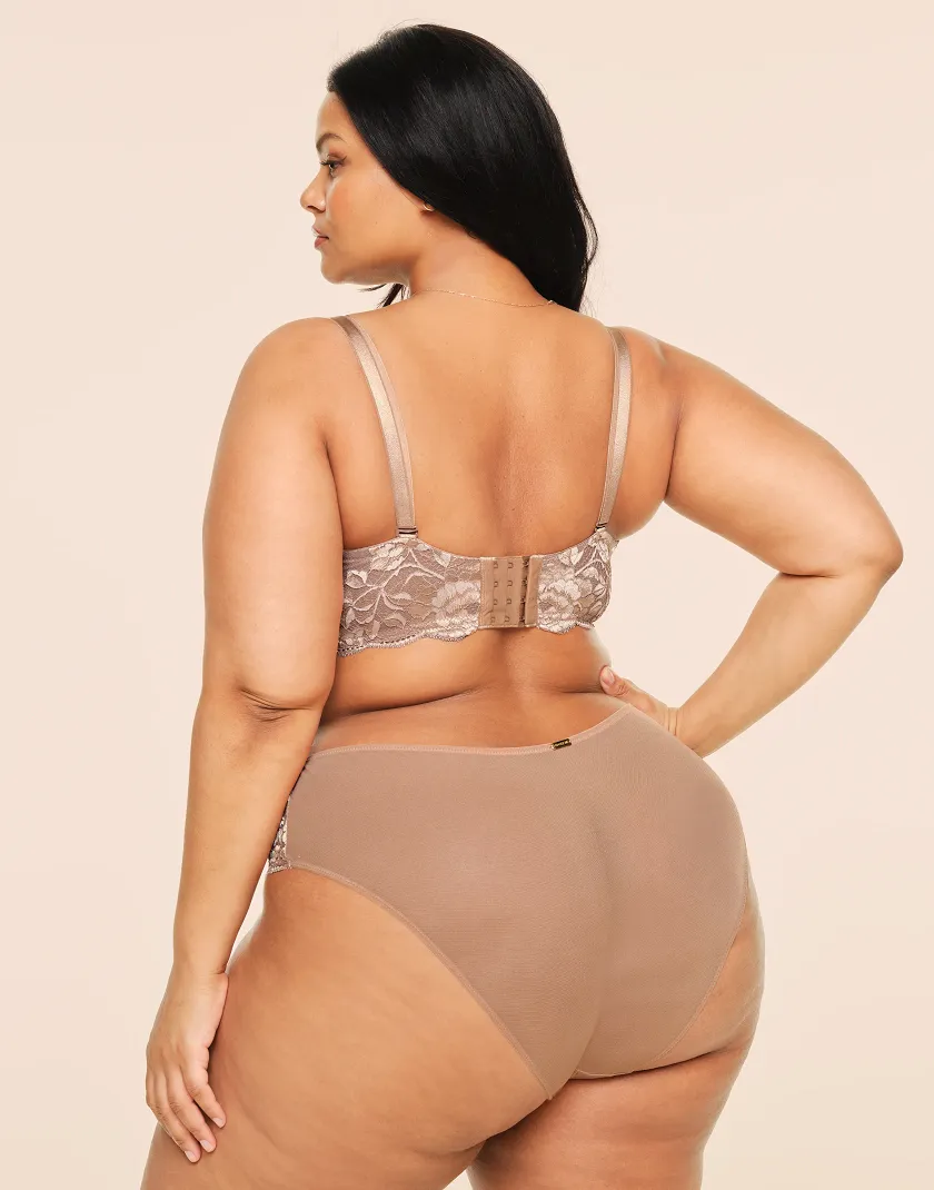 Lyza Medium Beige 2 Push Up bra bundle Model 9