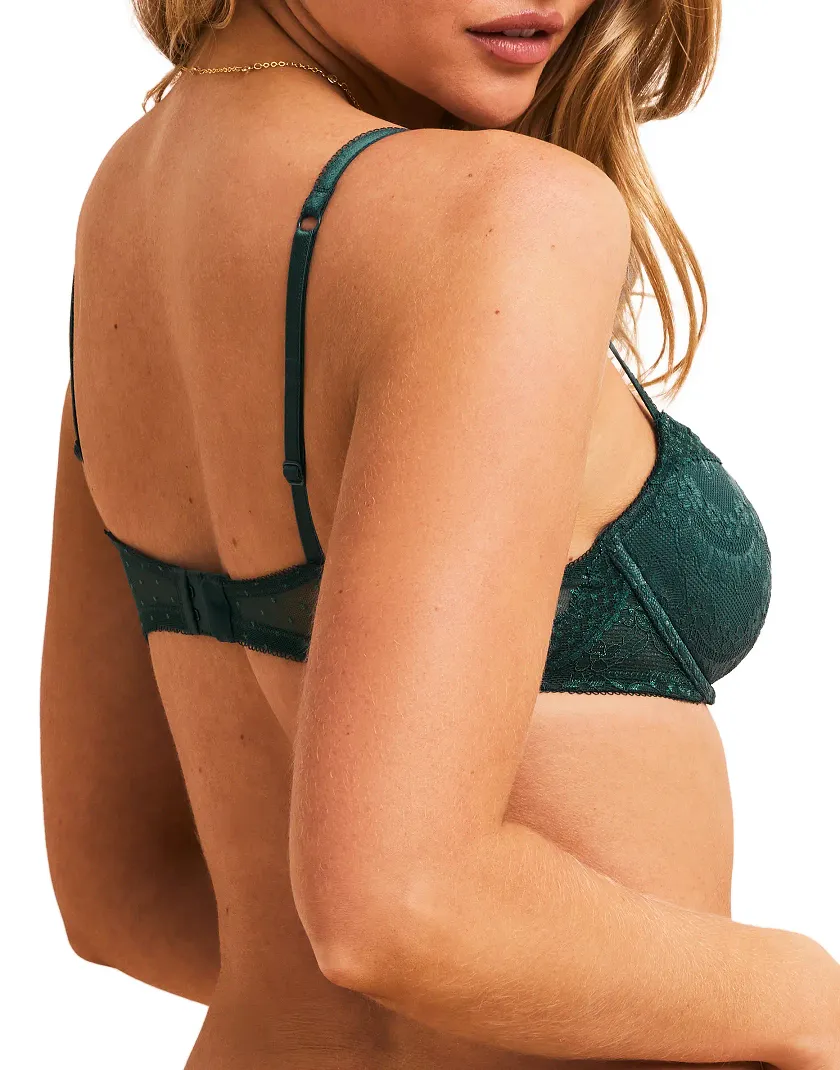 Lucie Dark Green 5 Contour bra bundle Model 3