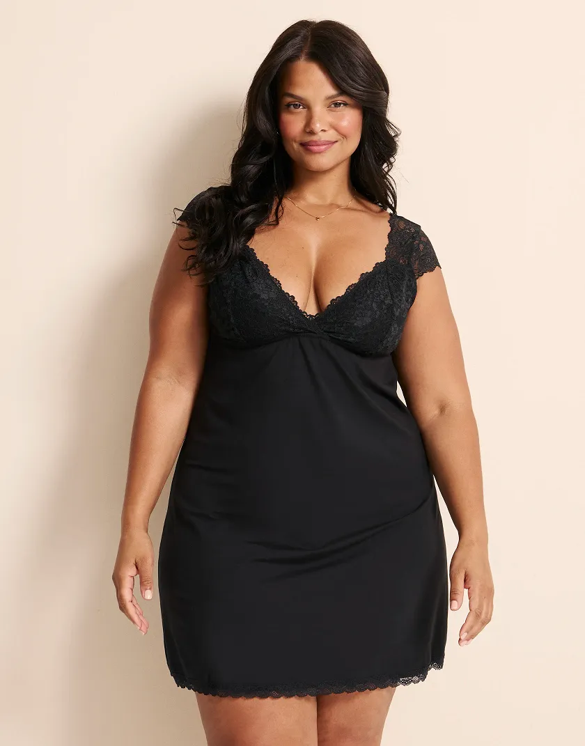Juliet Black Plus sleepwear bundle Model 2