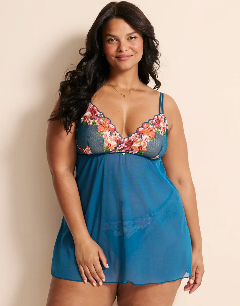 Babette Floral Blue Plus Unlined lingerie bundle Model 2