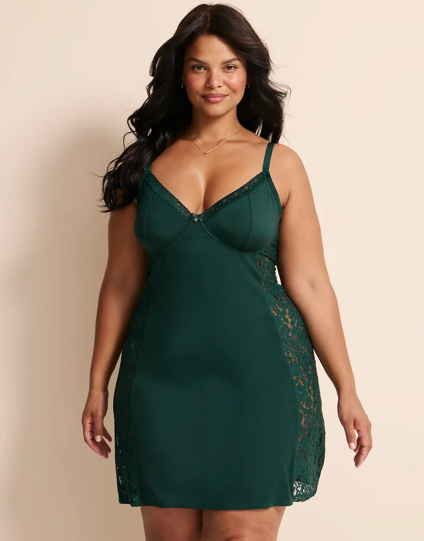 Kamryn Dark Green Plus sleepwear bundle Model 2