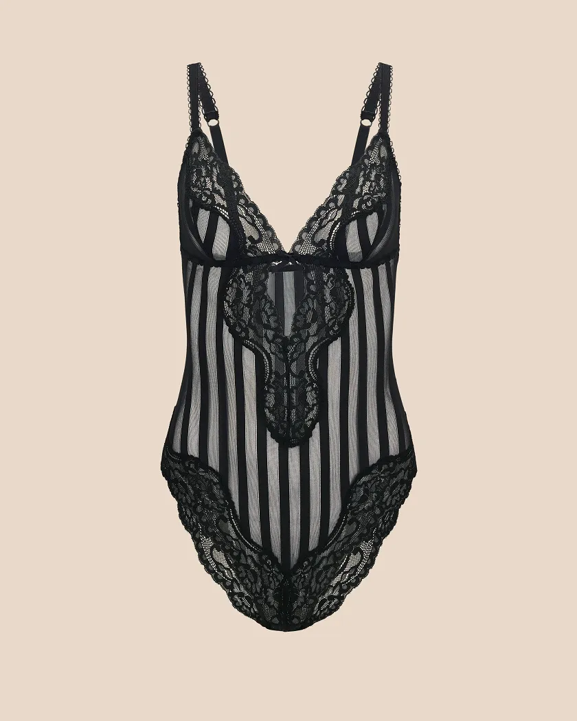Nala Black Unlined lingerie bundle Still 3