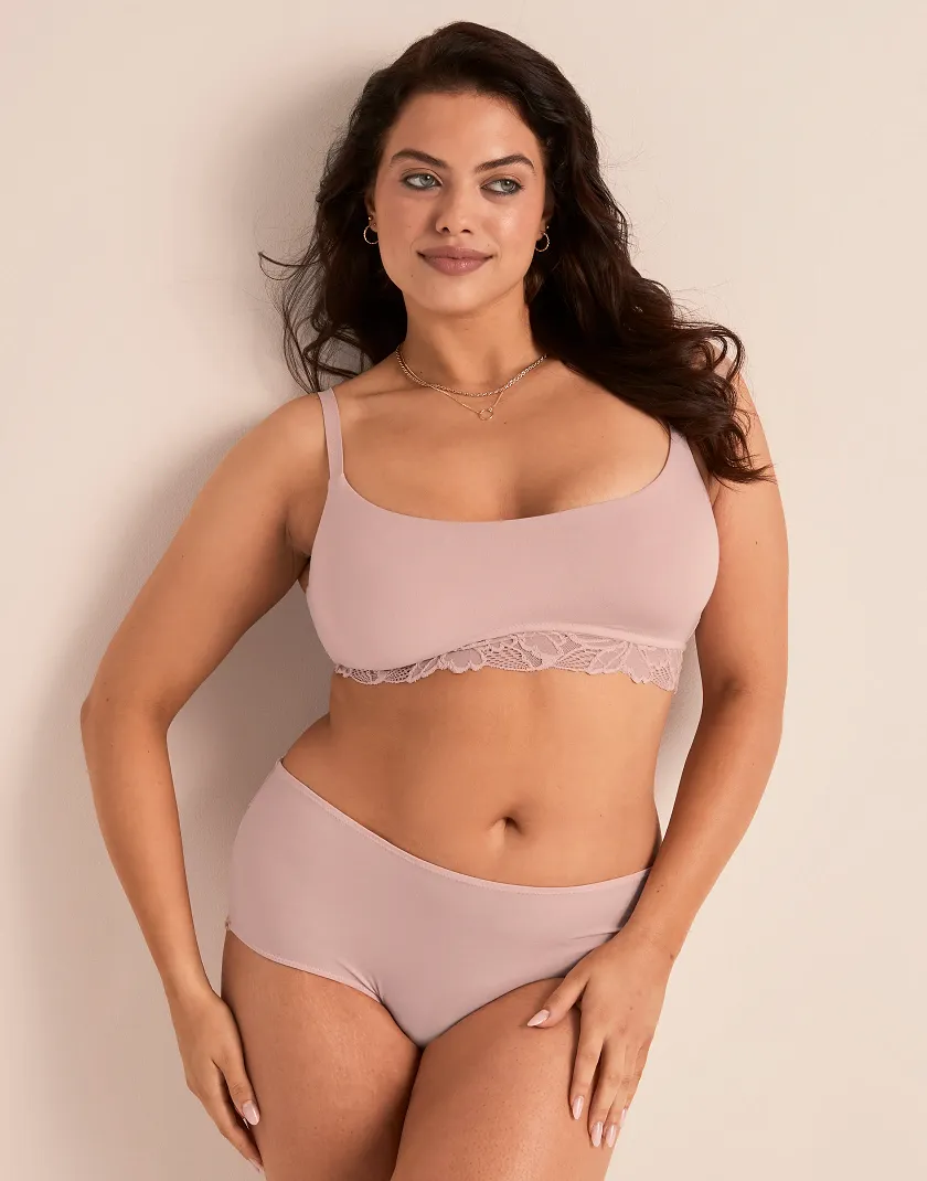 Shiloh Medium Beige 2 Contour bra bundle Model 7