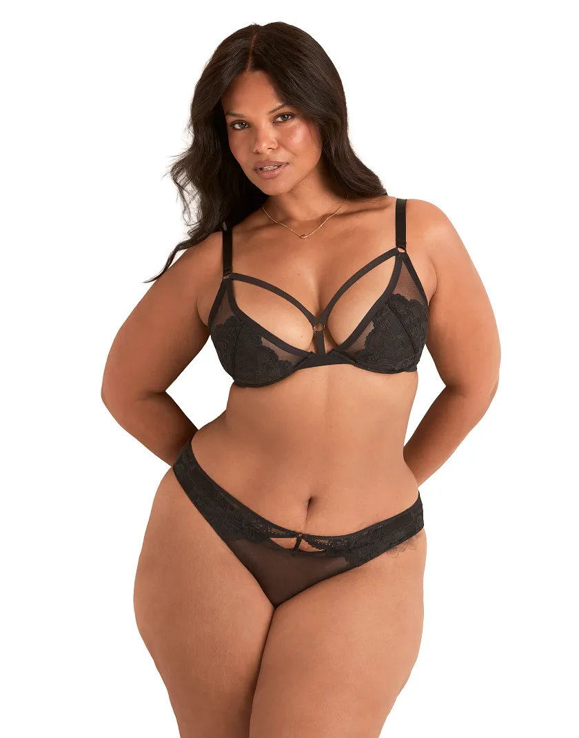 Cam Black 2 Unlined bra bundle Model 7