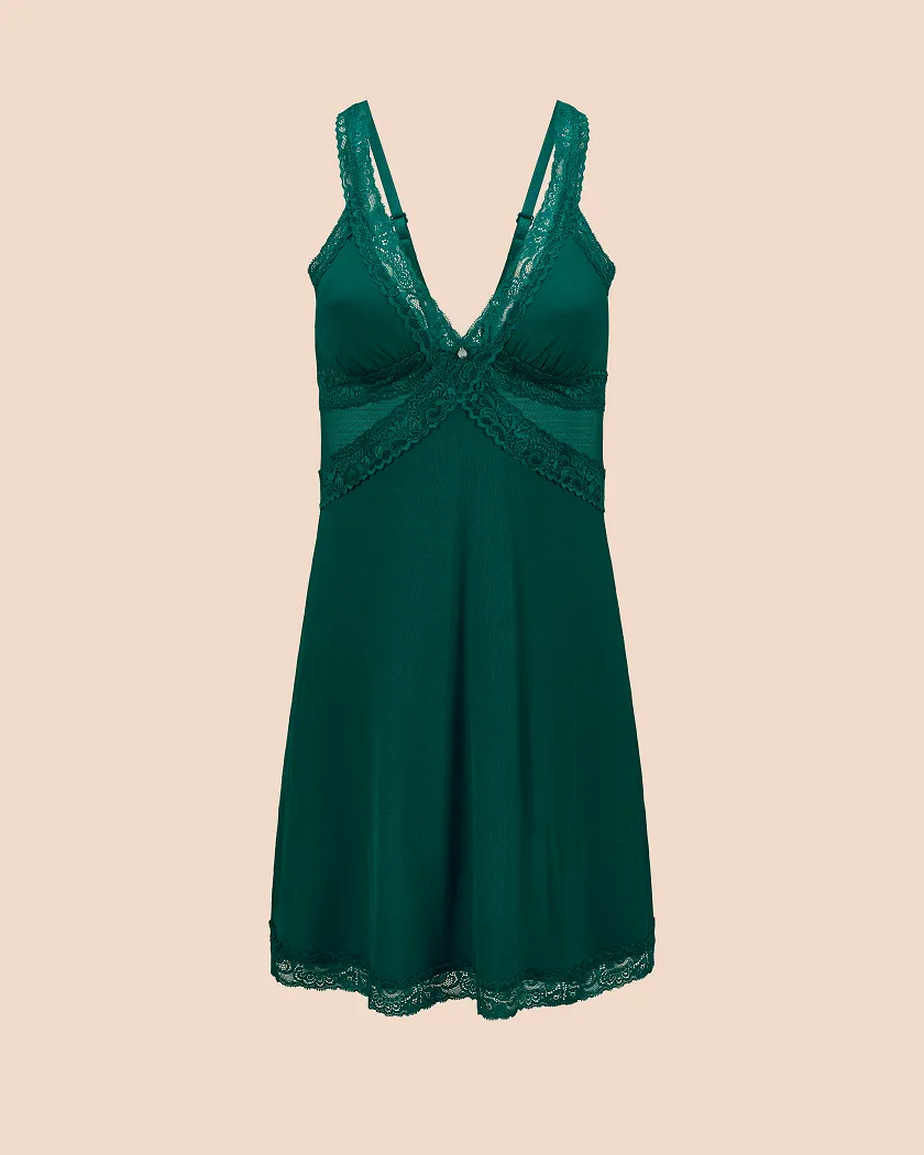 Primrose C1 Dark Green sleepwear bundle Still 3