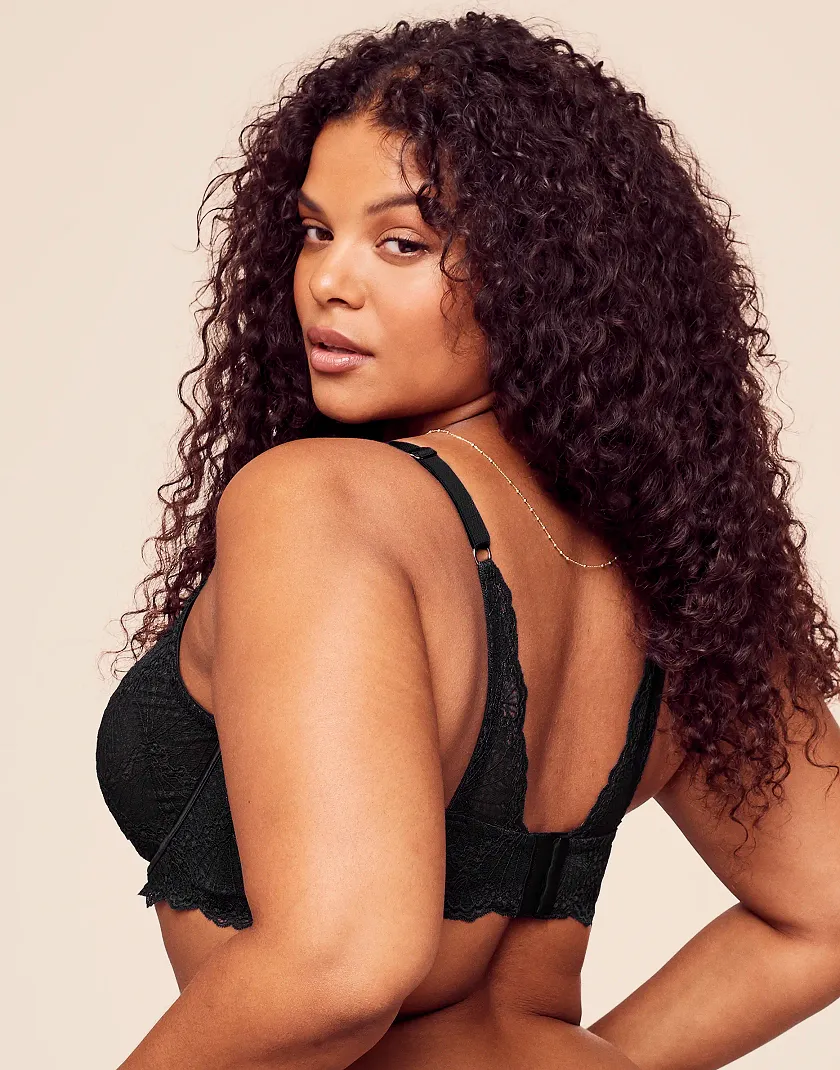 Hannalee Black 3 Unlined bra bundle Model 4