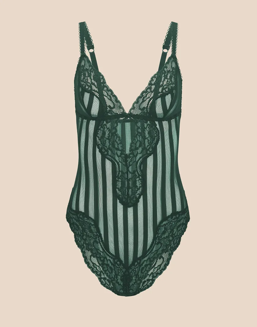 Nala Dark Green Unlined lingerie bundle Still 5