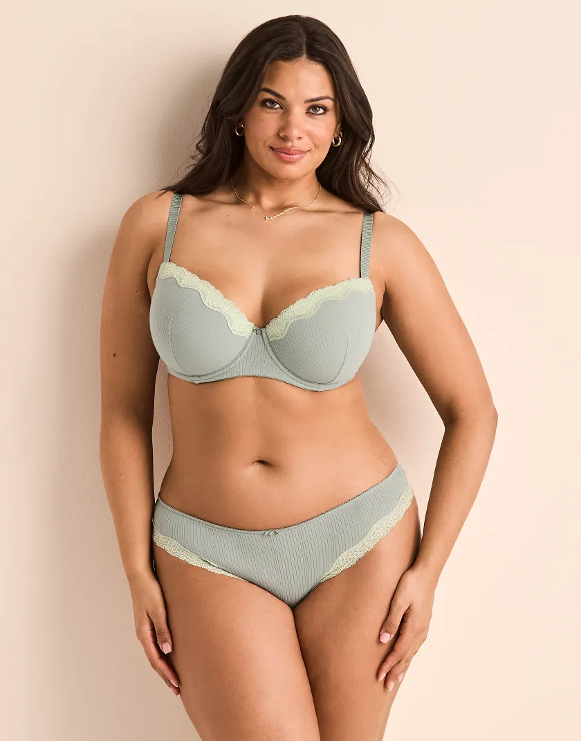 Lilou Medium Green 2 Contour bra bundle Model 7