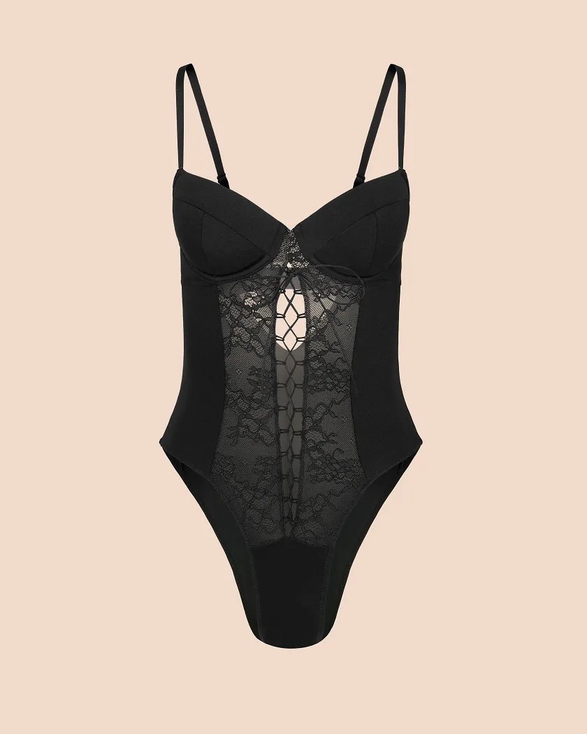 Callie Black 2 Contour lingerie bundle Still 3