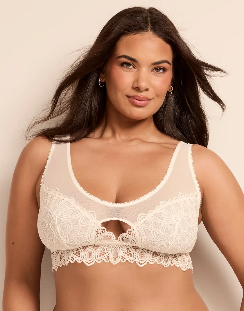 Elska Light White 2 Unlined bra bundle Model 2