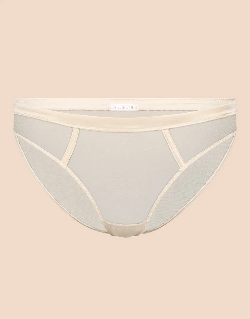 Elen Bikini Light Beige panty bundle Model 3