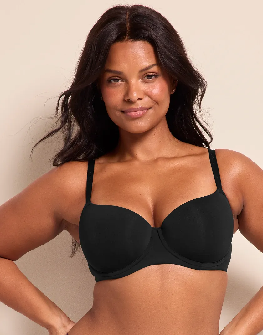 Sissel Black Contour bra bundle Model 2