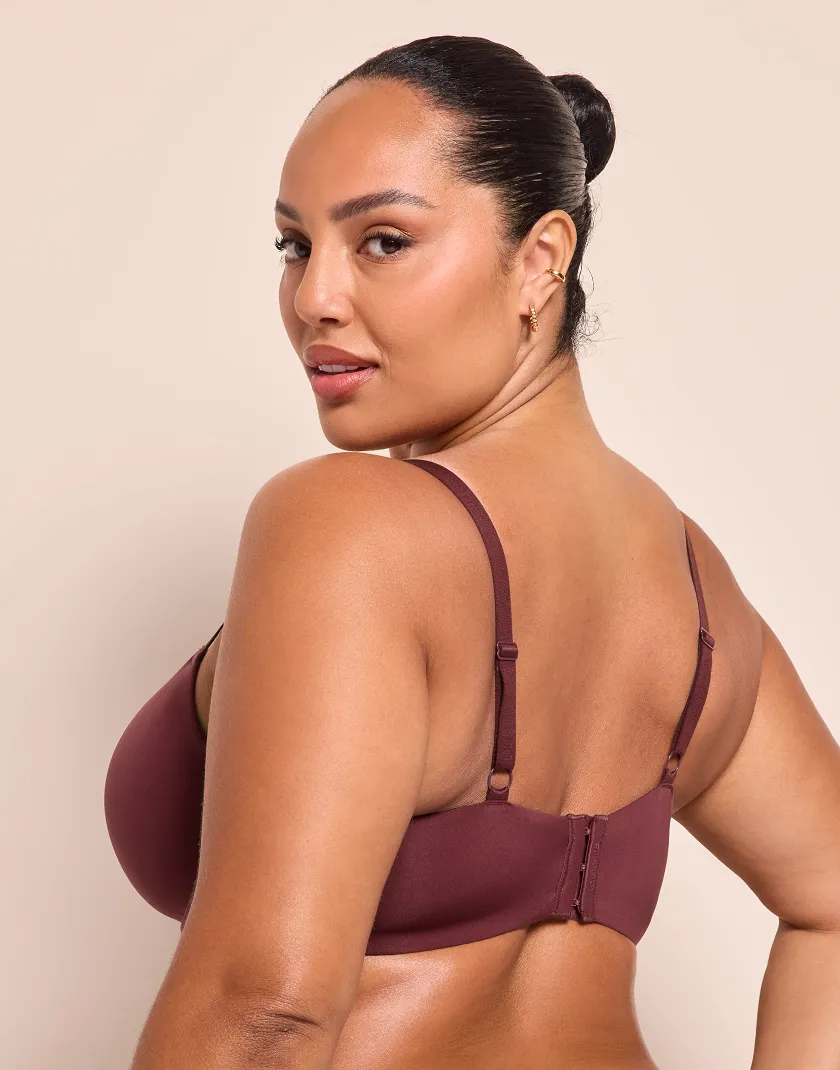 Sissel Dark Purple Contour bra bundle Model 5