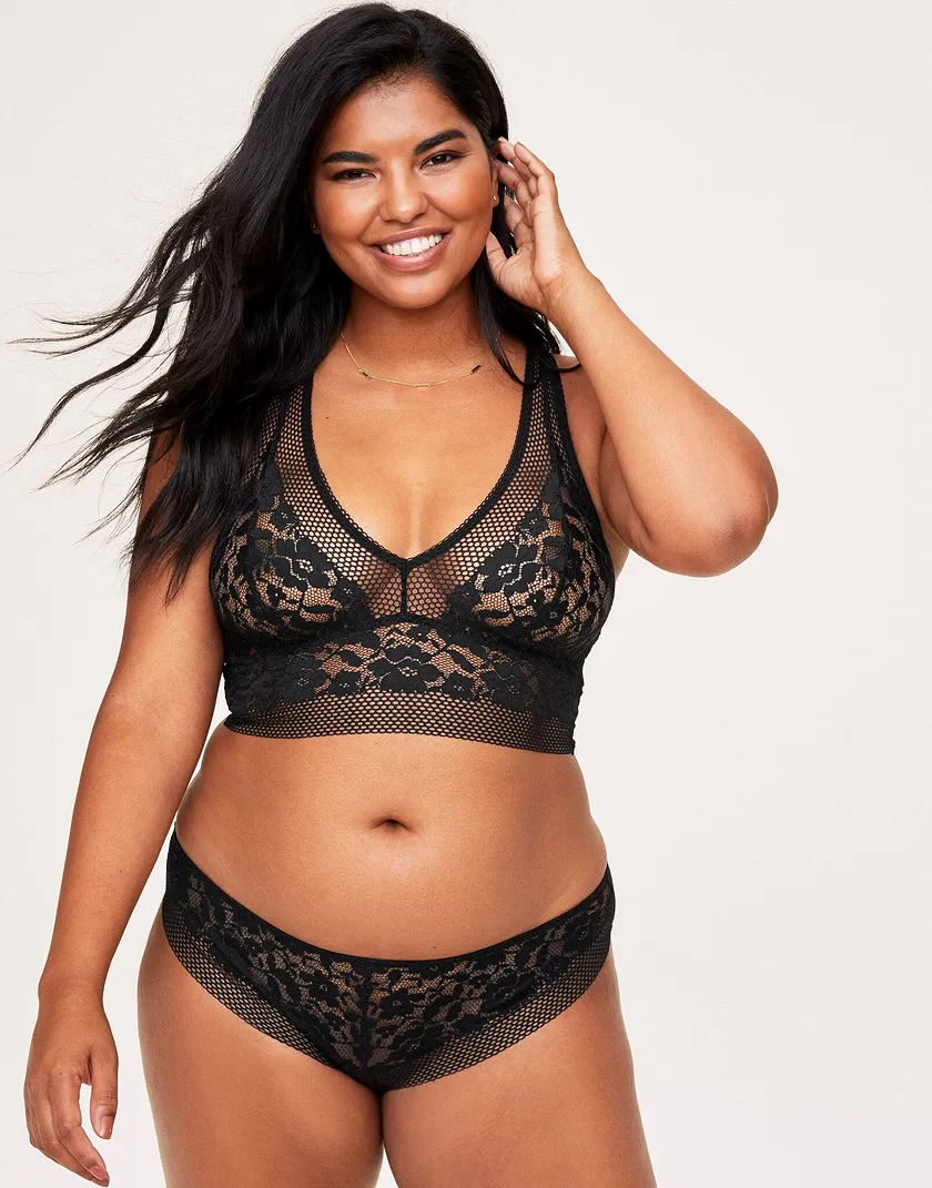 Jamie Black Plus Unlined bra and panty bundle Model 2
