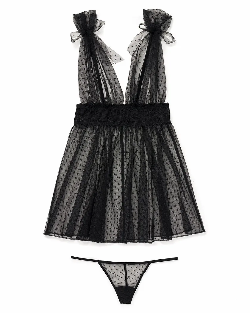 Elise Black lingerie bundle Still 3