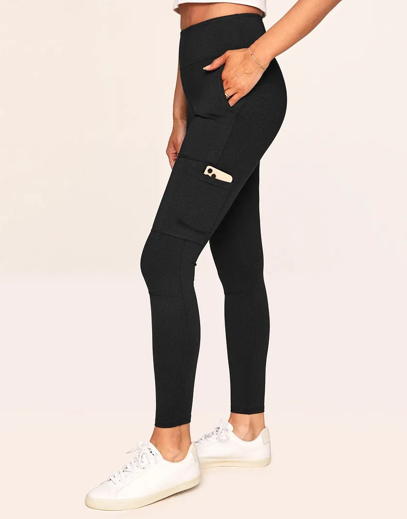 Haley Heathered Cargo Legging Black activewear bundle Model 4