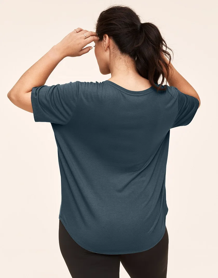 Molly Dark Gray 2 Plus lounge bundle Model 5
