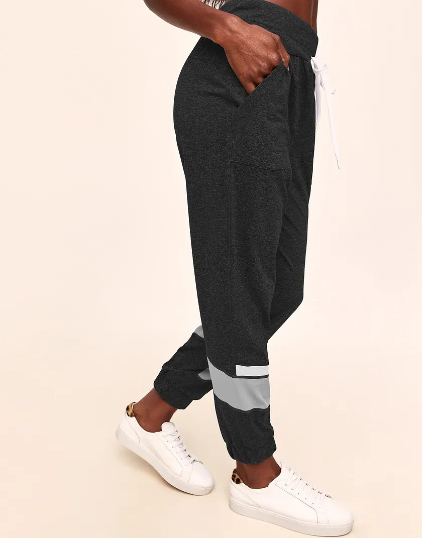 Edyn Black lounge bundle Model 5
