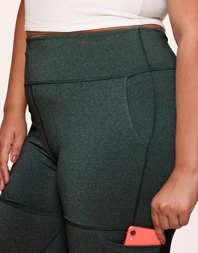 Haley Heathered Cargo Legging Green Plus activewear bundle Model 5