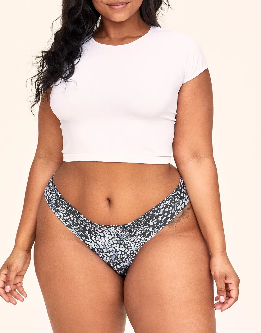 Annie Thong Dot Blue Plus panty bundle Model 4
