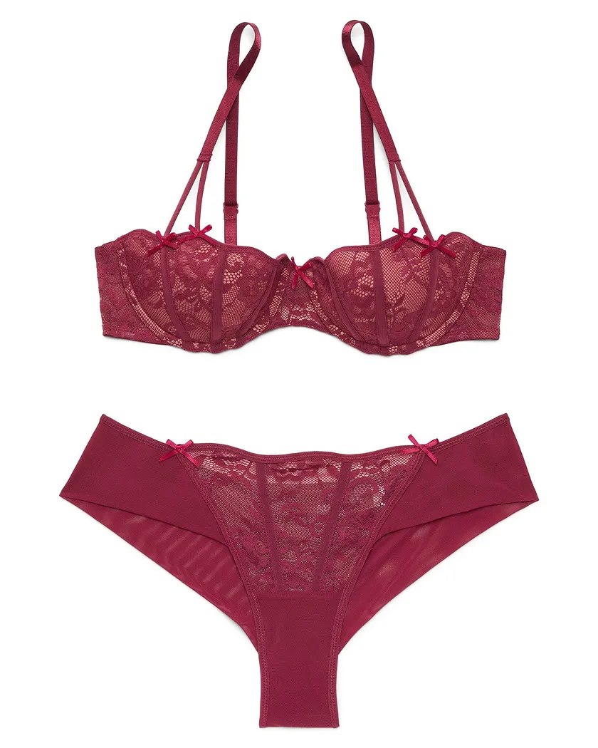 Dusana Dark Red 2 Push Up bra bundle Still 2