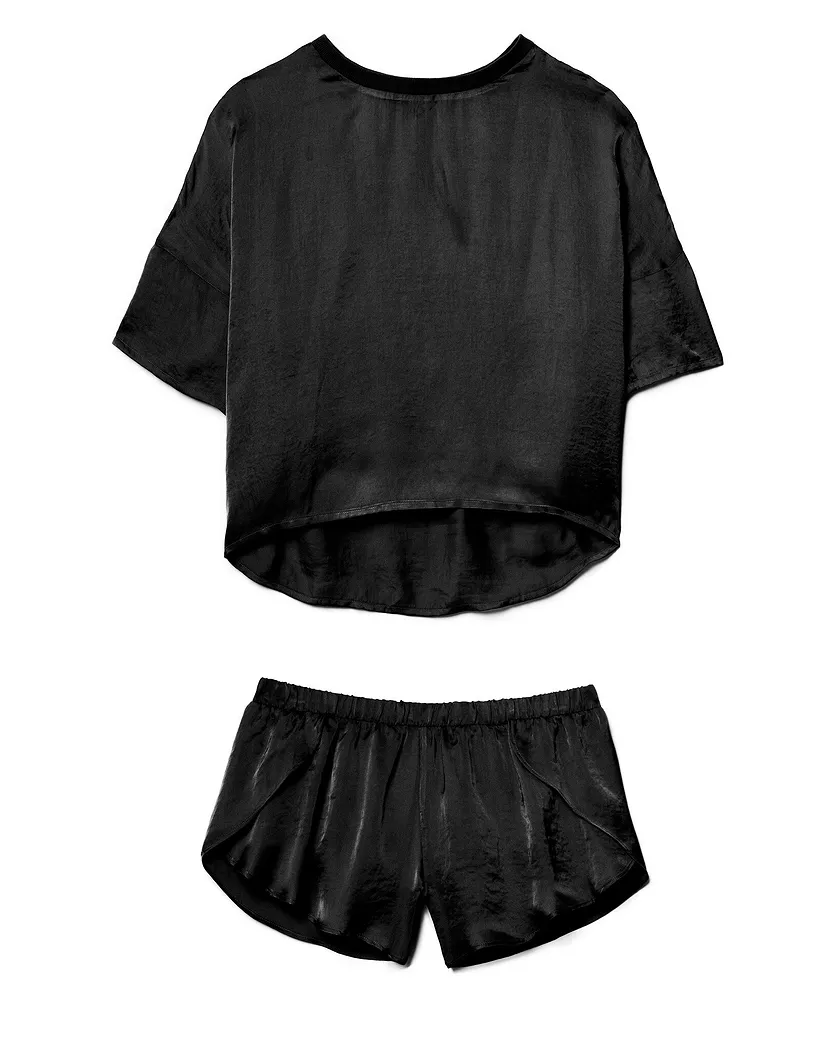 Eliza Black lounge bundle Still 3