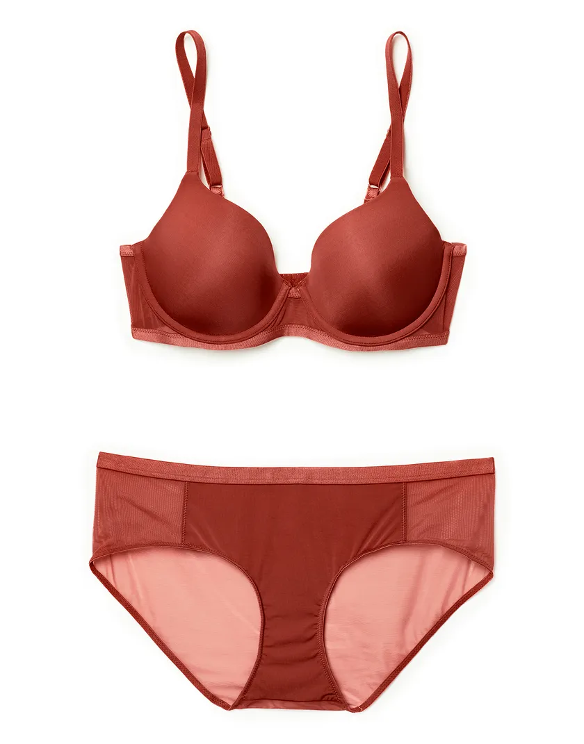 Fallon Dark Red 2 Contour bra bundle Still 3