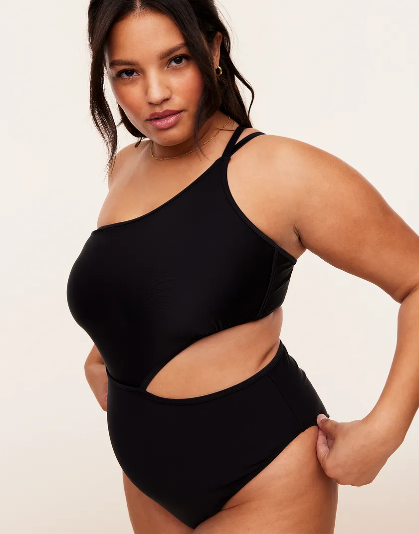 Dustin Black Plus swimwear bundle Model 2