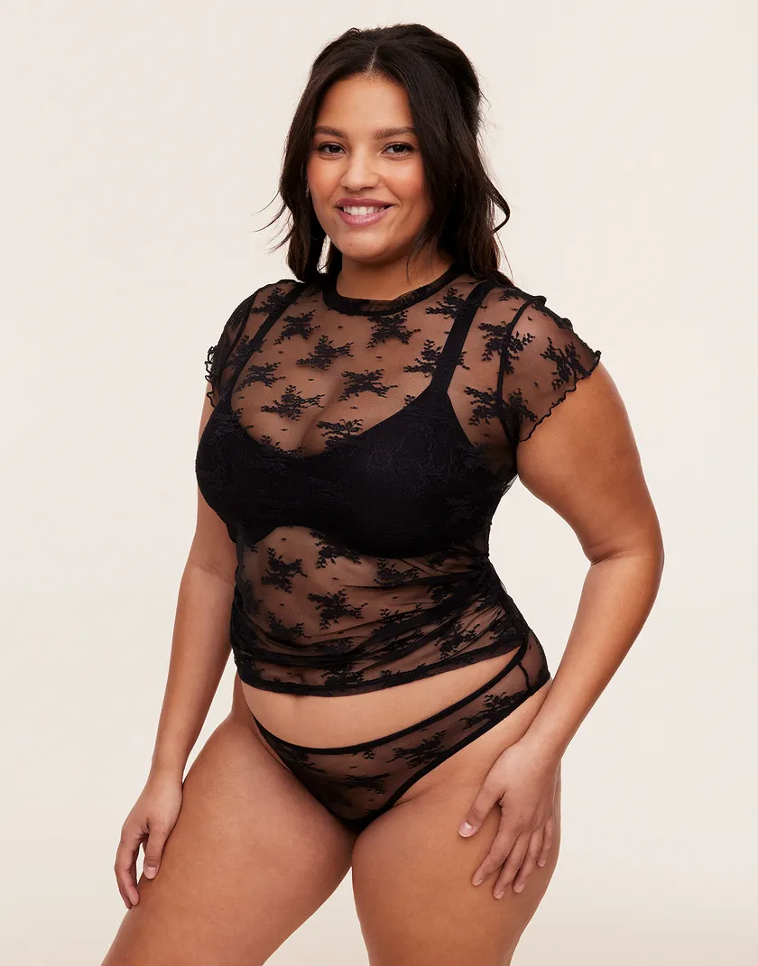 Shirra Black Plus lounge bundle Model 2