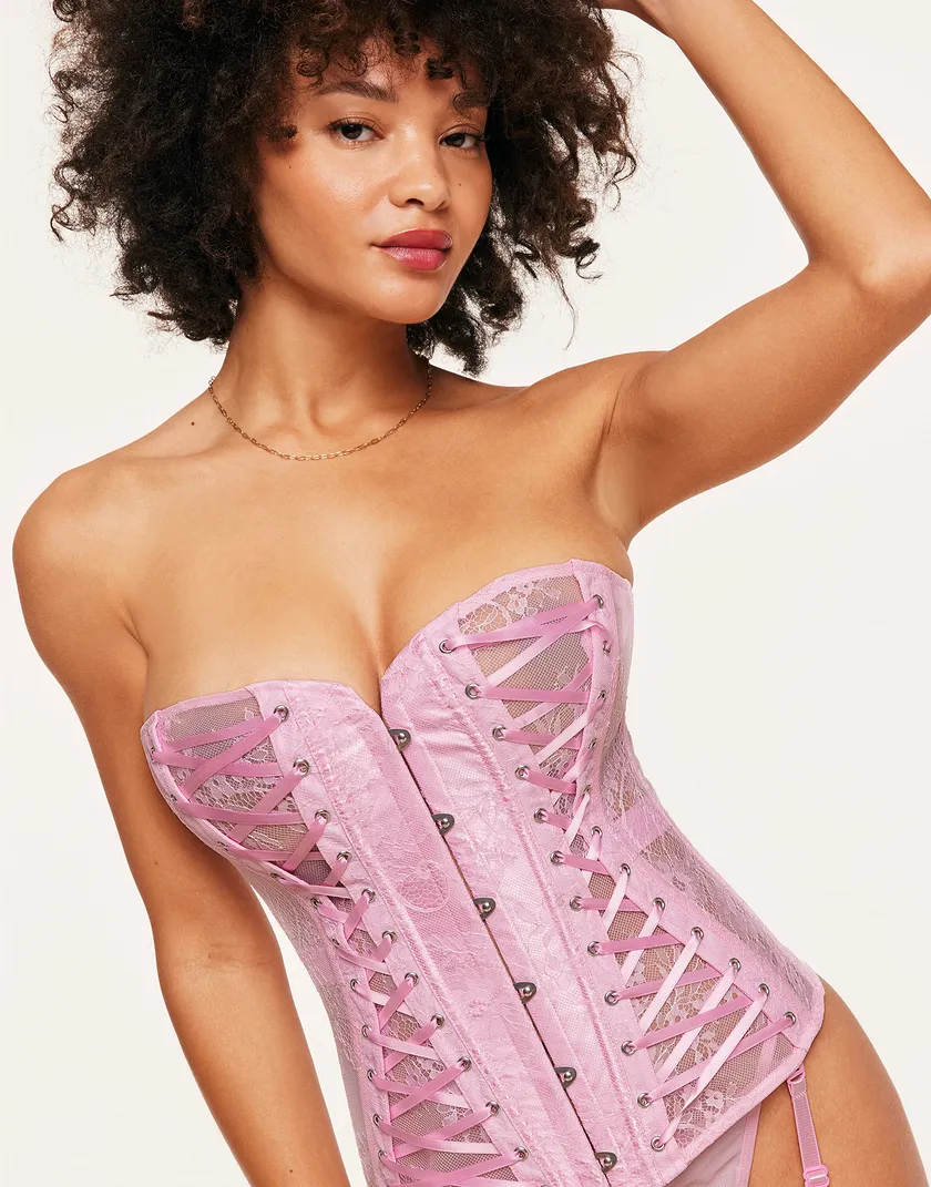 Nikita Medium Pink Unlined corset bundle Model 1