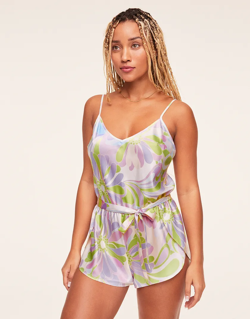 Kami Floral Green lingerie bundle Model 2