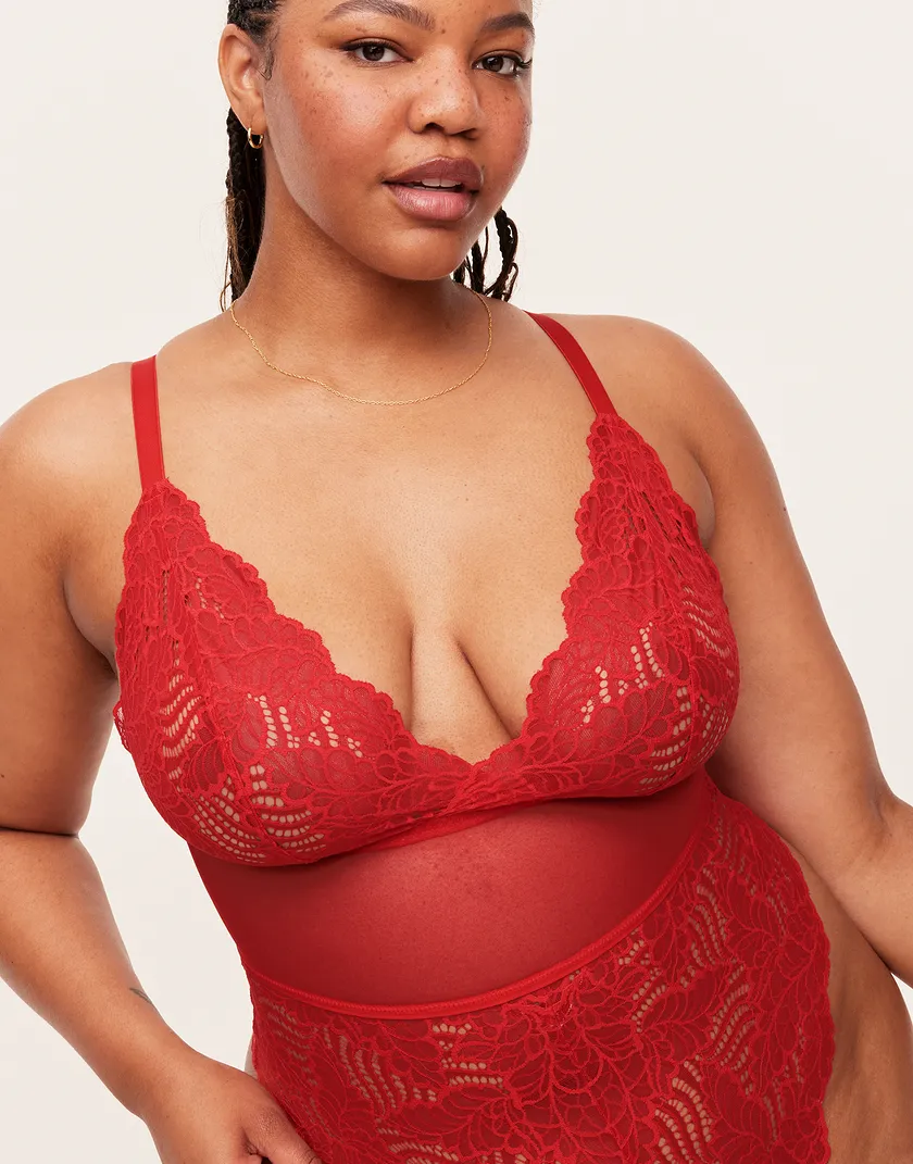 Zora Dark Red Plus lingerie bundle Model 4