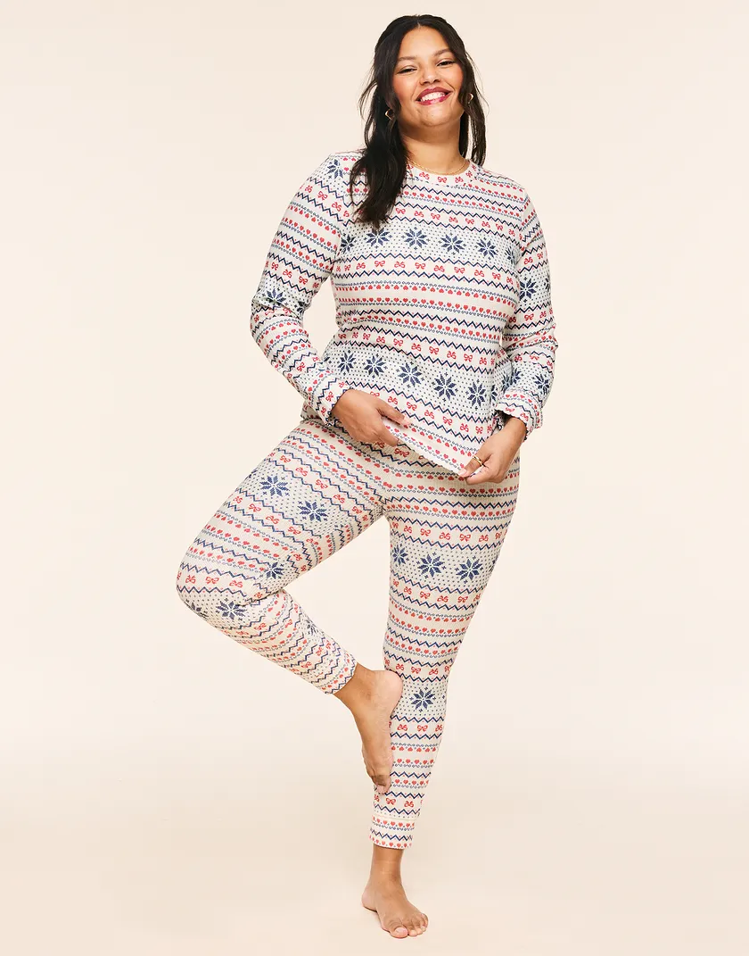 Janise Novelty White Plus sleepwear bundle Model 2