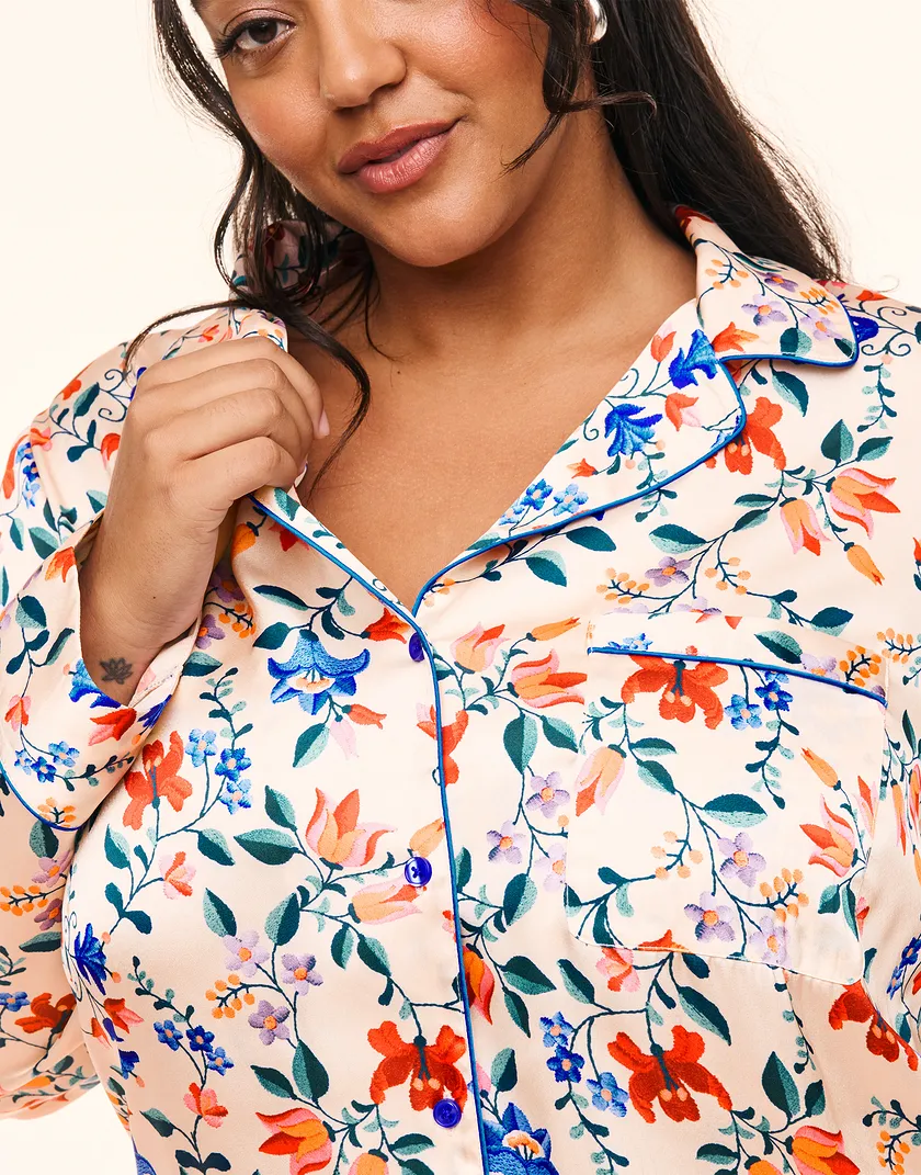 Sammi Floral Beige Plus sleepwear bundle Model 4