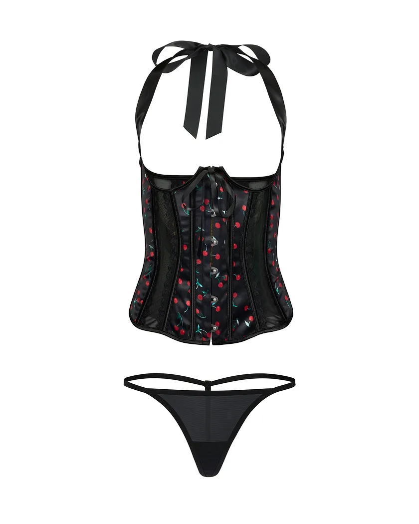 Amadine Novelty Black corset bundle Still 3