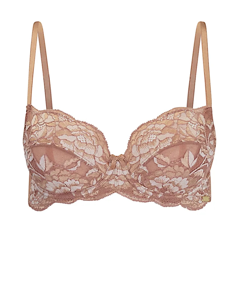 Chelsi Medium Beige 2 Plus Unlined bra bundle Still 5