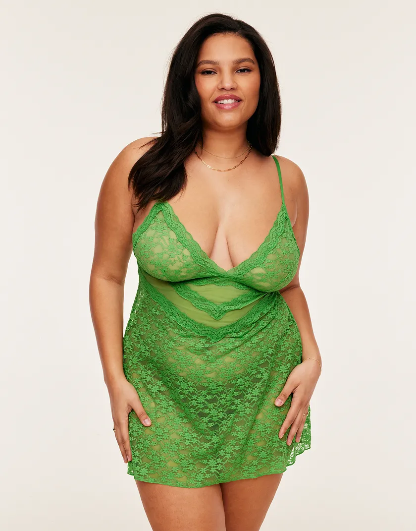 Mary Lou Medium Green Plus Unlined lingerie bundle Model 2