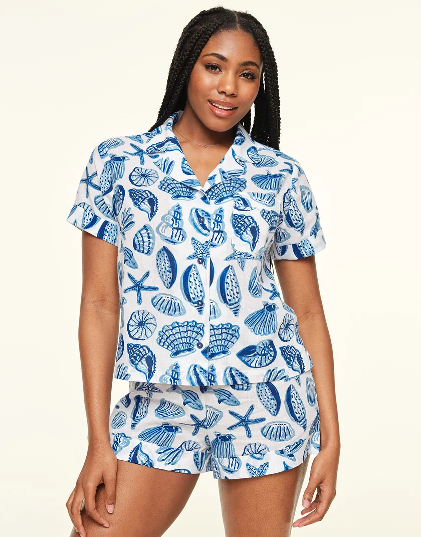 Lucero Novelty White sleepwear bundle Model 1