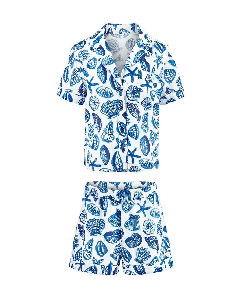 Lucero Novelty White sleepwear bundle Still 3