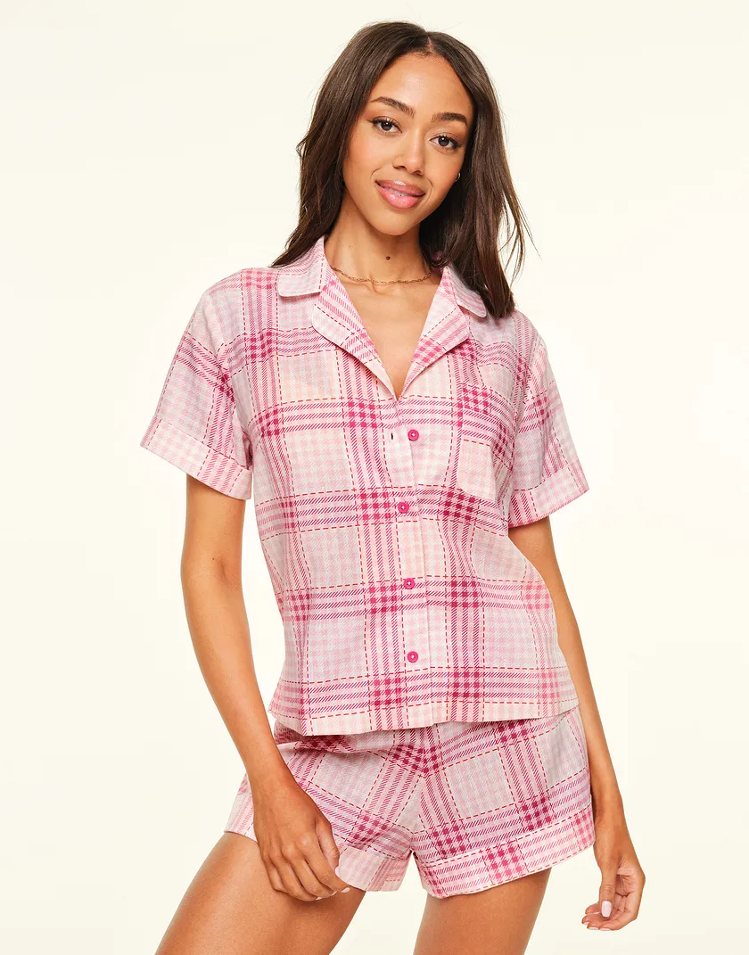 Lucero Plaid Pink sleepwear bundle Model 1